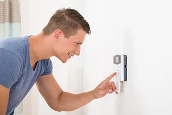 Arvada City Locksmith Arvada, CO 303-214-7043